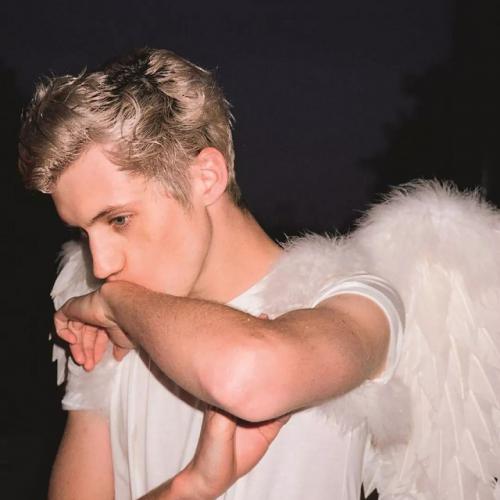 阿梨粤 - 摘星的晚上 - 鹤山DJ山仔 FKHouse