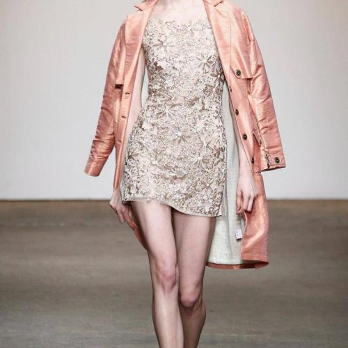 常艾非 - 不配说爱我(DjWxj ProgHouse Rmx 2025)